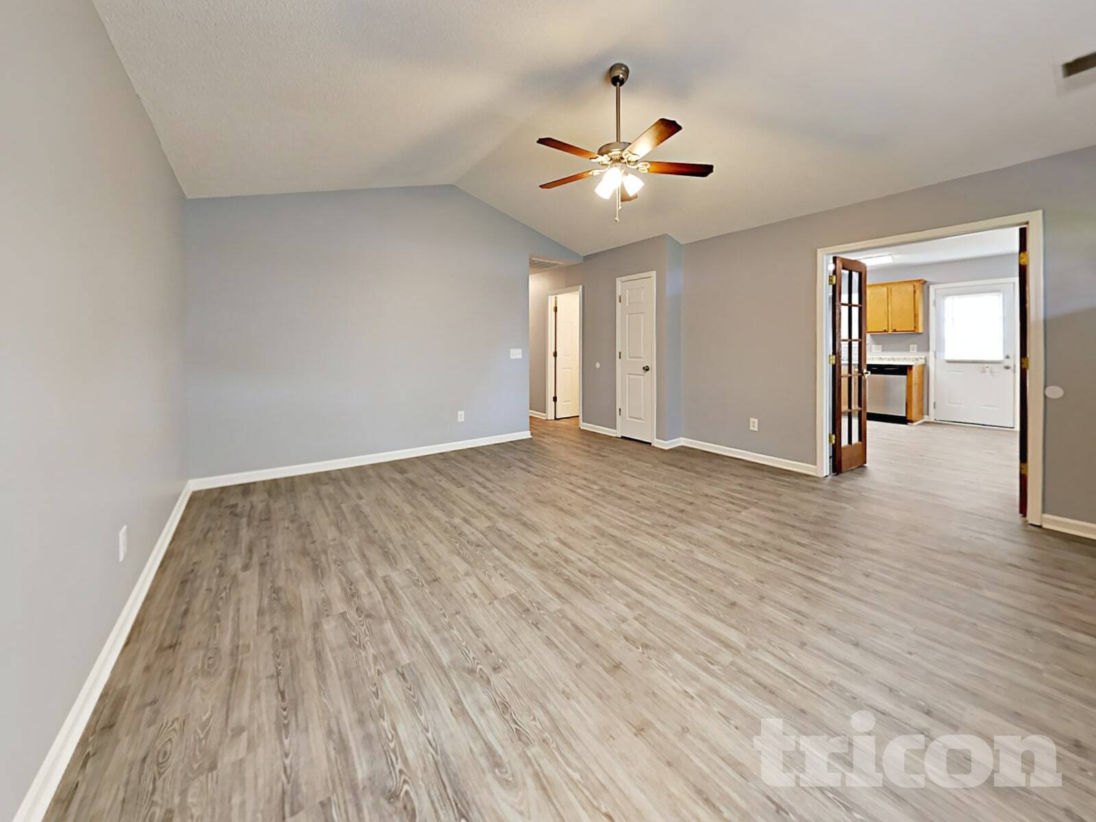 Building Photo - 120 Oakbrook Village Rd