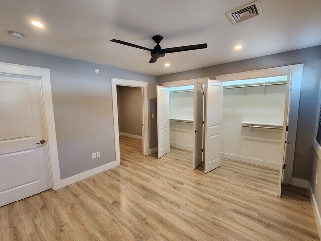 Building Photo - The Suites at Pawtucketville