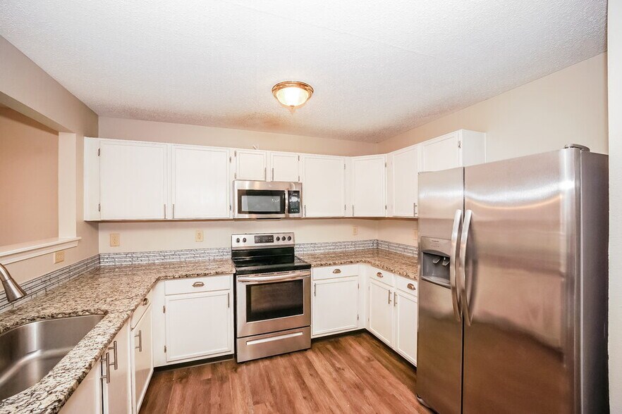 Building Photo - 1572 Matthew Allen Cir