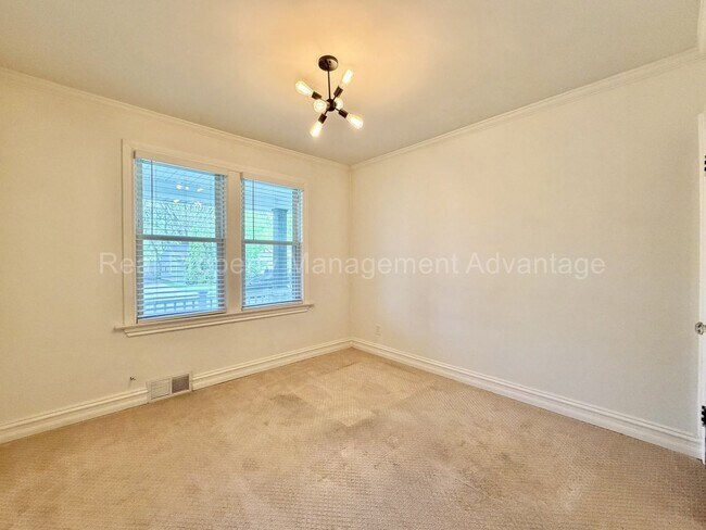 Building Photo - Complete Ferndale Renovation - 4 Bedrooms and Two Full Bathrooms!