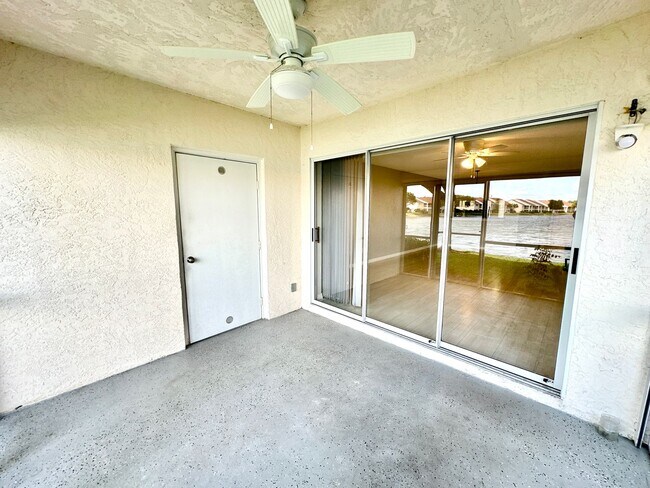 Building Photo - ** EMERALD LAKES ** 2 BED / 2 BATH CONDO - LAKE VIEW - CENTRAL NAPLES - ANNUAL RENTAL