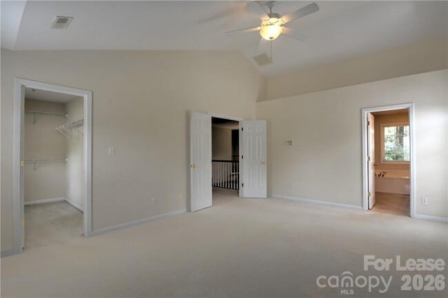 Building Photo - 10496 Gunnison Ln