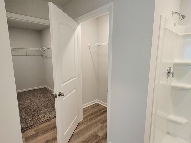 Building Photo - ATHENS - MOVE IN READY - NEW BUILD