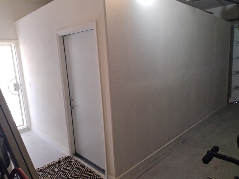 Building Photo - 30025 Avenida del Yermo