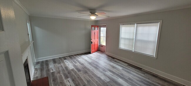 Building Photo - 3008 Peebles Dr