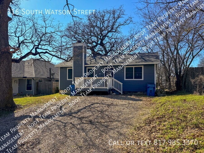 Building Photo - 316 S Watson St