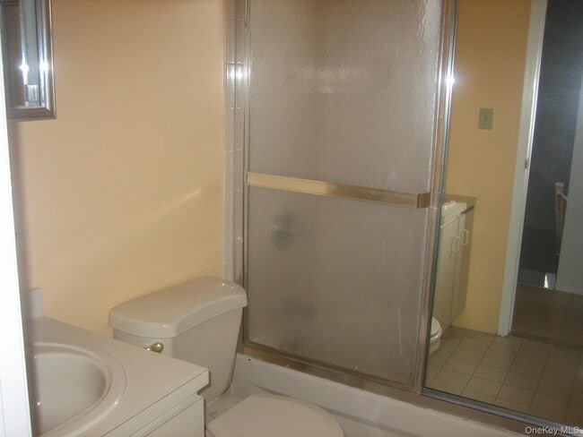 Building Photo - 235 Fieldmere St