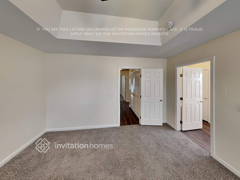 Building Photo - 2019 Southridge Dr