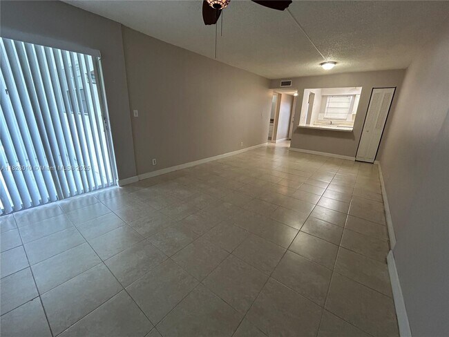 Building Photo - 6505 Winfield Blvd