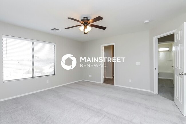 Building Photo - 4 Bedroom Pet-Friendly Home in Avondale, AZ with Main Street Renewal