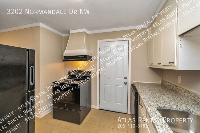 Building Photo - 3202 Normandale Dr NW