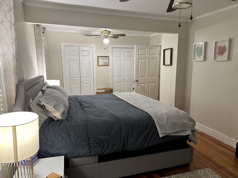 Building Photo - 14 Bedlow Ave