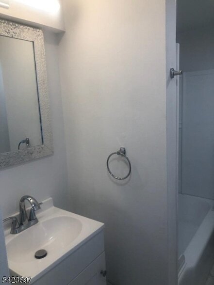 Building Photo - 60 E McFarlan St