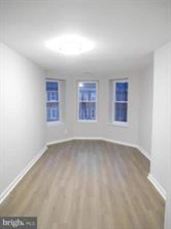 Building Photo - 2207 Callow Ave