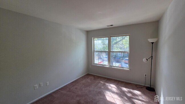 Building Photo - 602 Cypress Ln