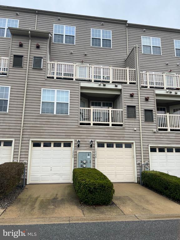Building Photo - 1822 Wheyfield Dr