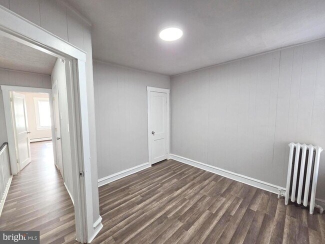 Building Photo - 4020 Howland St