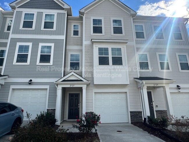 Building Photo - 2727 Chert Ln