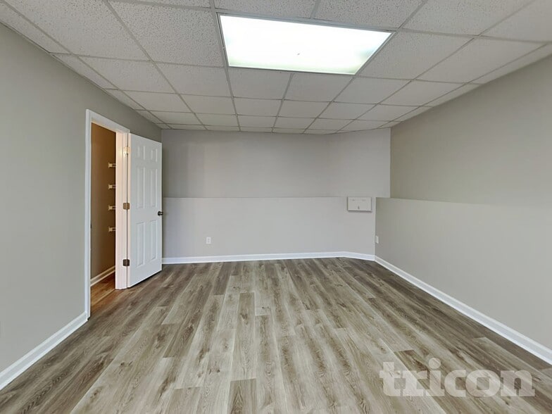 Building Photo - 119 Glenda Ct