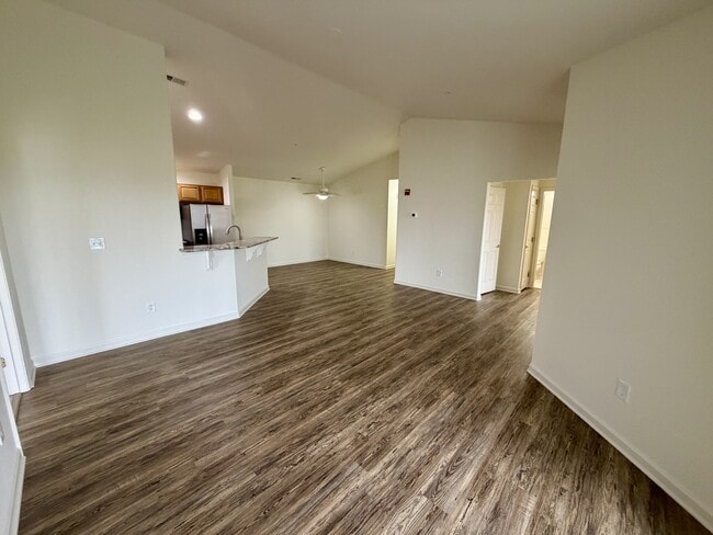 Building Photo - 3203 E Brookmyer Dr