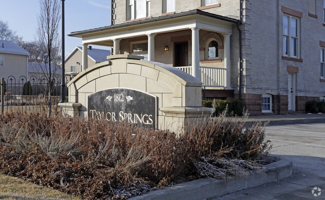 Building Photo - Taylor Springs Apartments