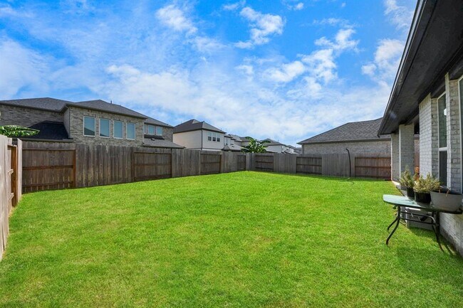 Building Photo - 21638 Laggan Clf Ln