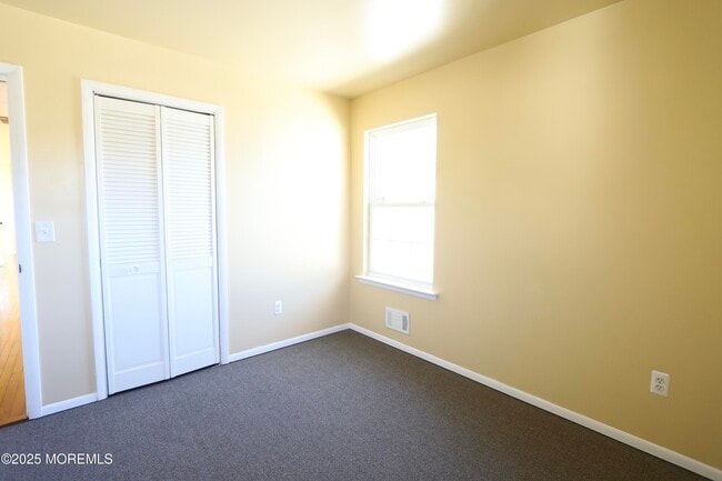 Building Photo - 2208 Adams Ave