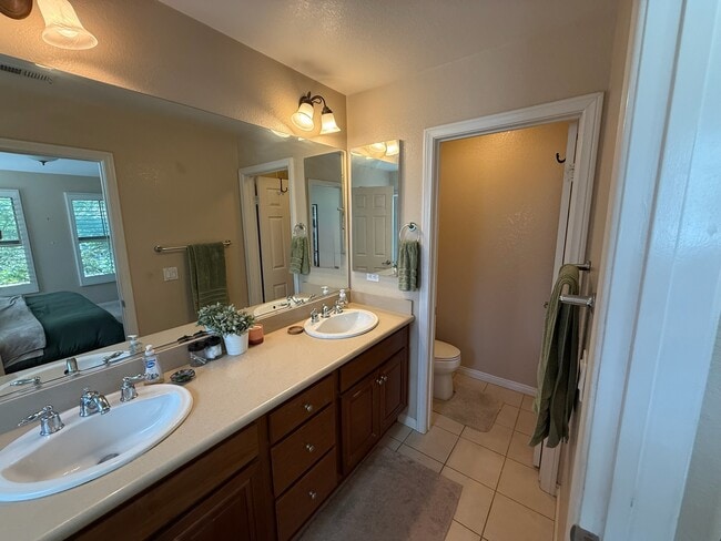 Building Photo - 2513 Escala Cir