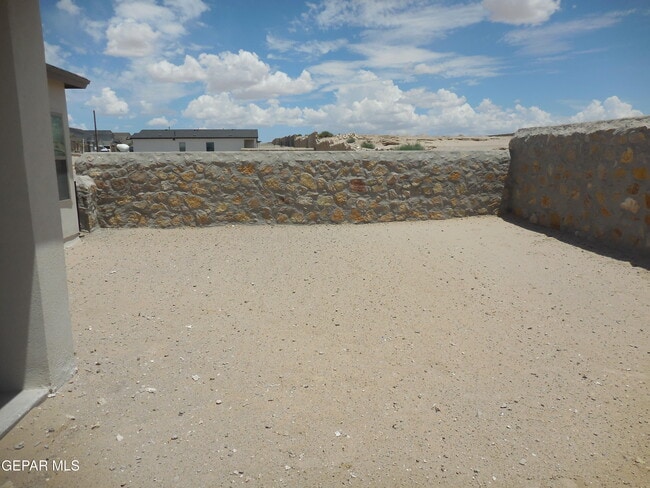 Building Photo - 12800 Giovanni Grajeda Ave