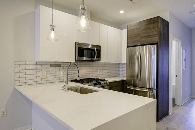 Building Photo - Modern Luxury 1BR/1BA in Petworth - UTILITIES INCLUDED!