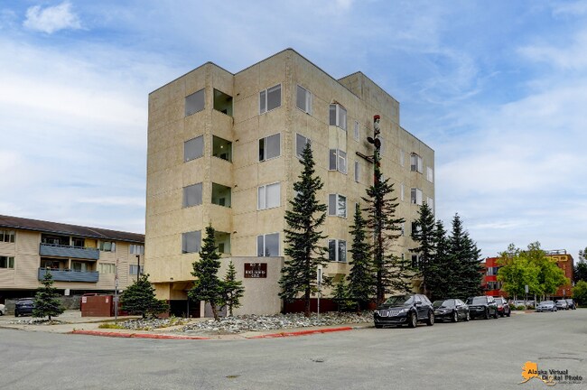 Building Photo - 800 M St