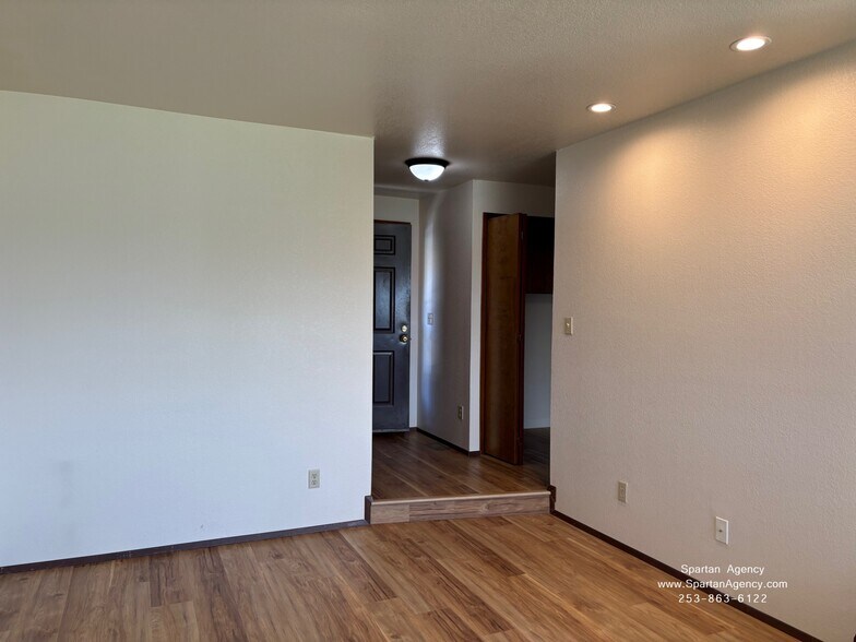 Building Photo - 18303 104th Street Ct E