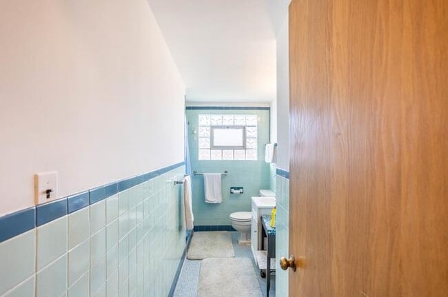 Building Photo - 3630 W 66th St