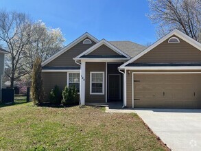 Building Photo - 125 River Oaks Dr