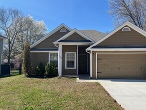 Building Photo - 125 River Oaks Dr