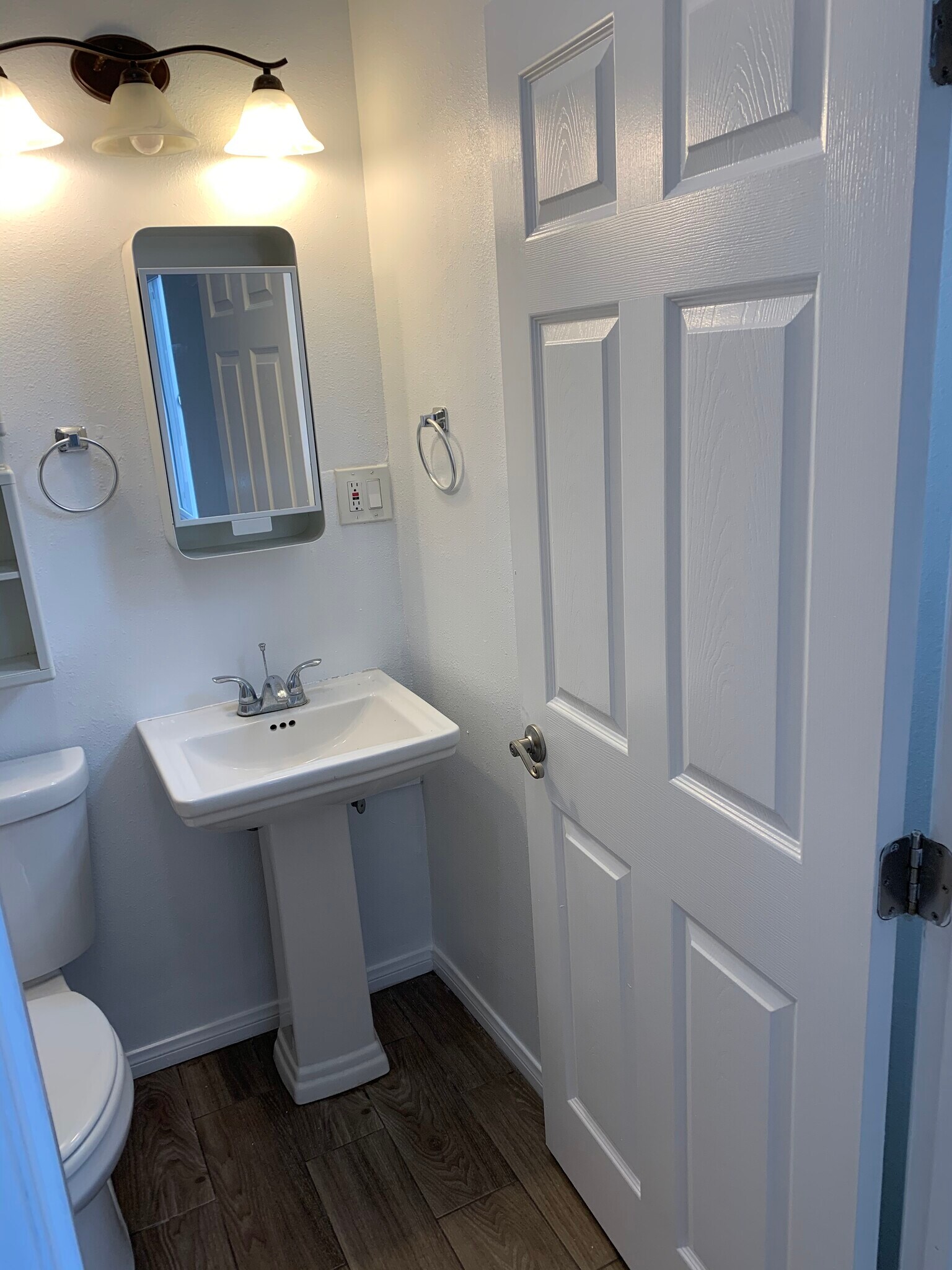 Primary Bathroom - 526 Brooks Ave