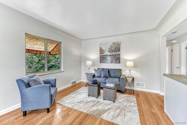 Building Photo - 3423-3425 W 39th Avenue