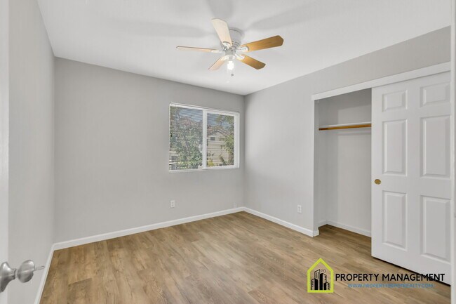 Building Photo - 5-Bedroom Residence Ready for Immediate Move-In
