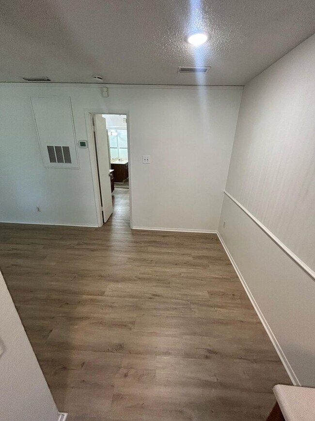 Building Photo - 5981 Arapaho Rd