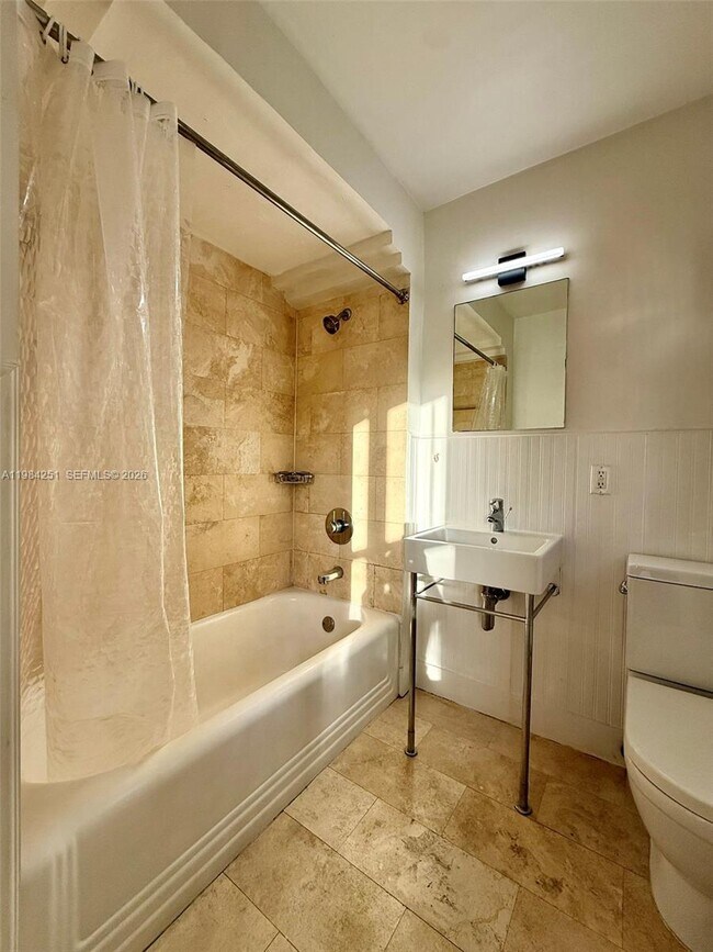 Building Photo - 4035 Meridian Ave