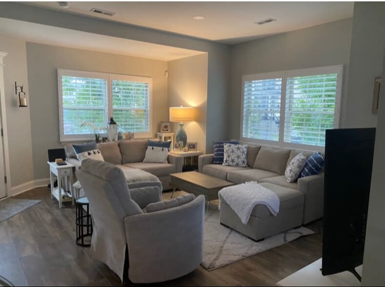 Primary Photo - 111 N Adams Ave