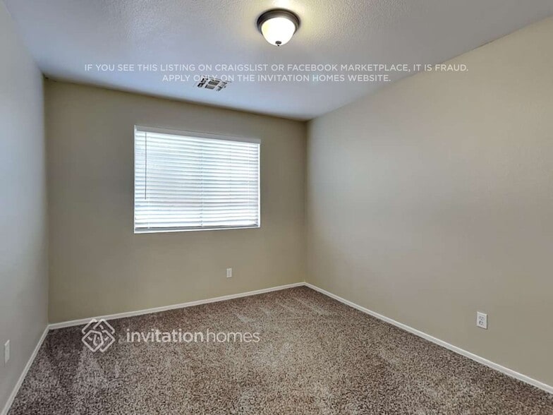 Building Photo - 163 S Parkwood