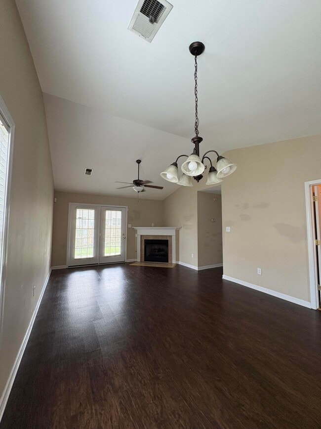 Building Photo - 2576 Moray Pl