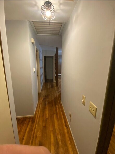 Building Photo - 1092 Forbes St