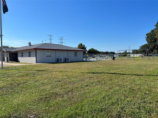 Building Photo - 5954 140th Terrace N