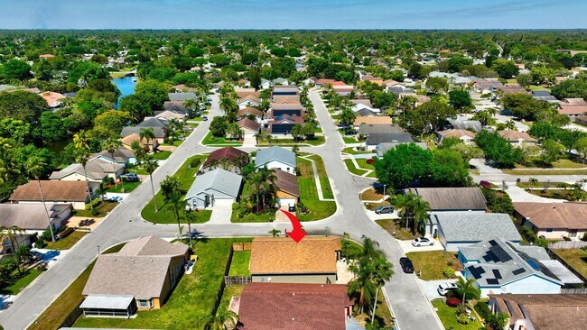Building Photo - Waterway Cove