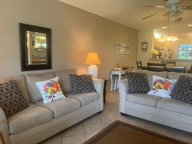 Building Photo - 2BR/2BA Condo in Mission Lakes