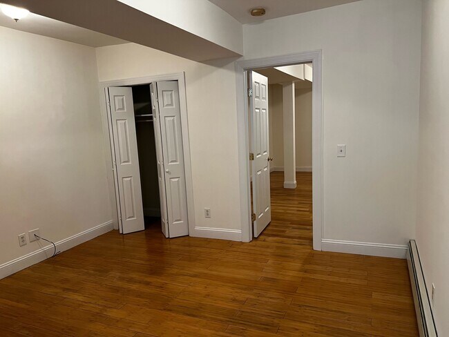 Building Photo - 3271 45th St