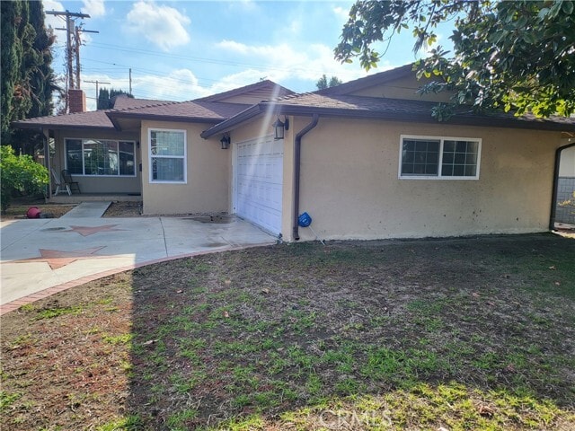 Building Photo - 13132 Hartland St