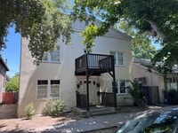 Building Photo - DARLING UPDATED 2 BED APT IN DOWNTOWN SACRAMENTO!!